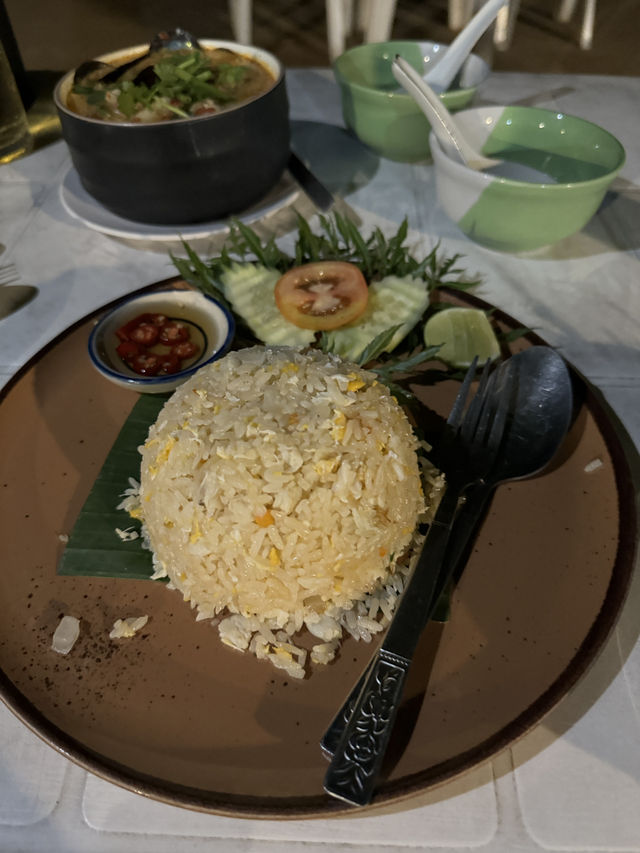 Joy Beach Cafe 🏄🏻‍♀️ คาเฟ่ริมทะเล บรรยาศดี้ดีย์
