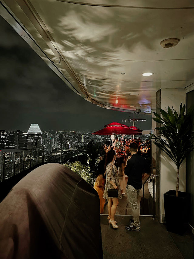 CÉ LA VI Singapore: Restaurant, SkyBar & Club Lounge