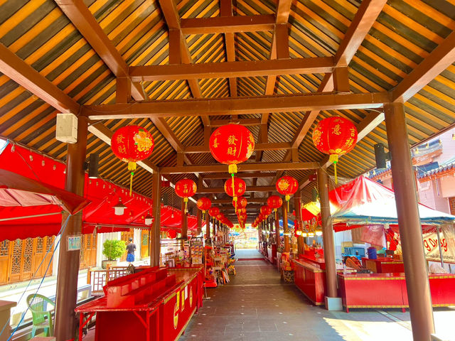 หมู่บ้านมังกรสวรรค์ สุพรรณบุรี