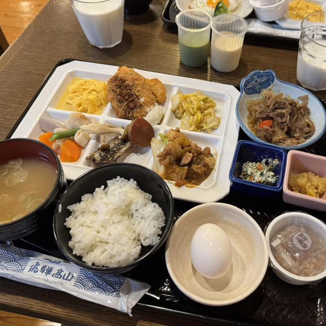 高山日式溫泉酒店♨️車站步行5分鐘🍜免費宵夜拉麵