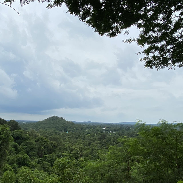 Pha Luang Waterfall Forest Park