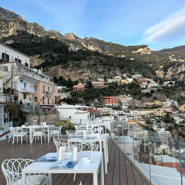 Positano  (โพสิตาโน) เมืองทะเลสุดน่ารัก