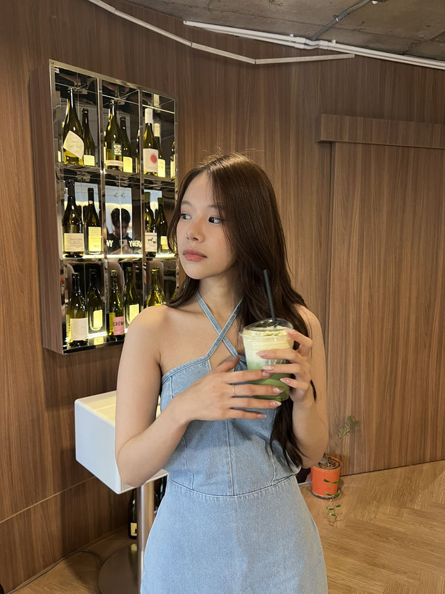 Loewy คาเฟ่สไตล์เกาหลี ย่านสาทร