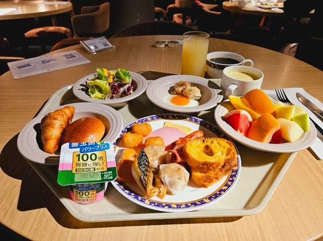 Start your day with a nice breakfast at Bistro Japonais Ichinozaka