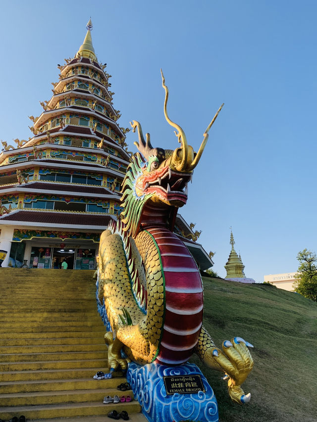 Wat Huay Pla Kang: Home of the Majestic Dragons and Panoramic Views