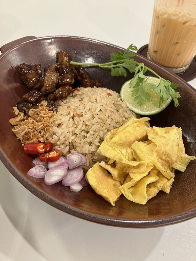 방콕 카오산로드 맛집 - 아시안 푸드🥢
