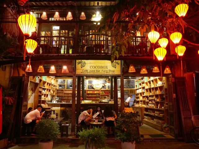 CocoBox - Juice bar & Cafe คาเฟ่ฮอยอัน เวียดนาม