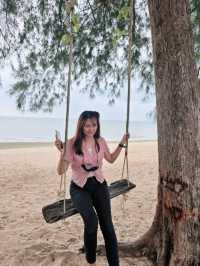 อิ่มอร่อยที่ร้านชาโรตีริมหาดบ้านกรูด🐳⛱️🌈