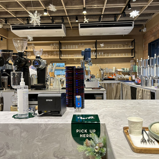 Nana coffees roasters