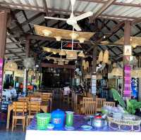 ส้มตำเจ๊แดง