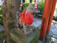 【花園稲荷神社】
