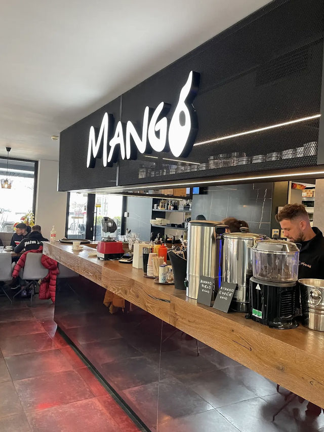 Mango Cafe