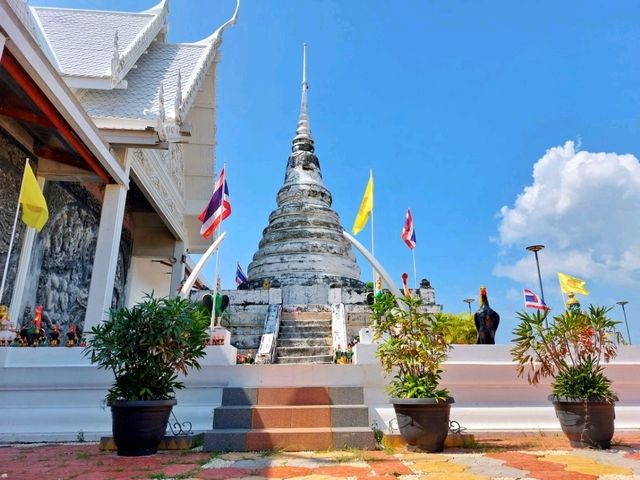 วัดช่องแสมสาร