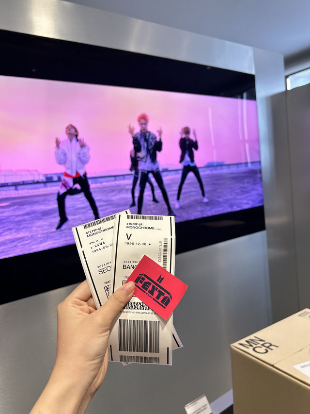 BTS POP-UP: monochrome มาเปิดในไทยอีกแล้วว✨