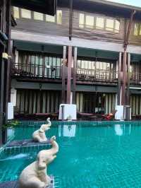 鬧中取靜的清邁四星度假酒店：Yantarasri Resort
