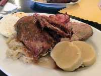 捷克CK小鎮的啤酒廠餐館 Pivovarská Restaurace，大口喝酒、大口吃肉！