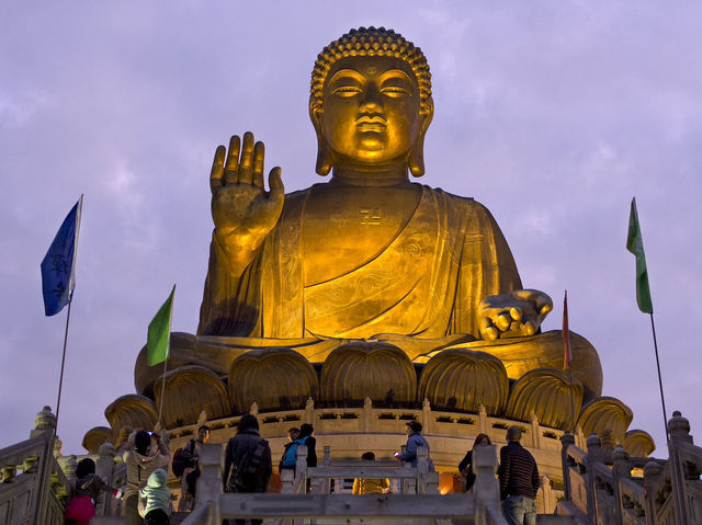 🏯 Tian Tan Big Buddha: A Majestic Icon