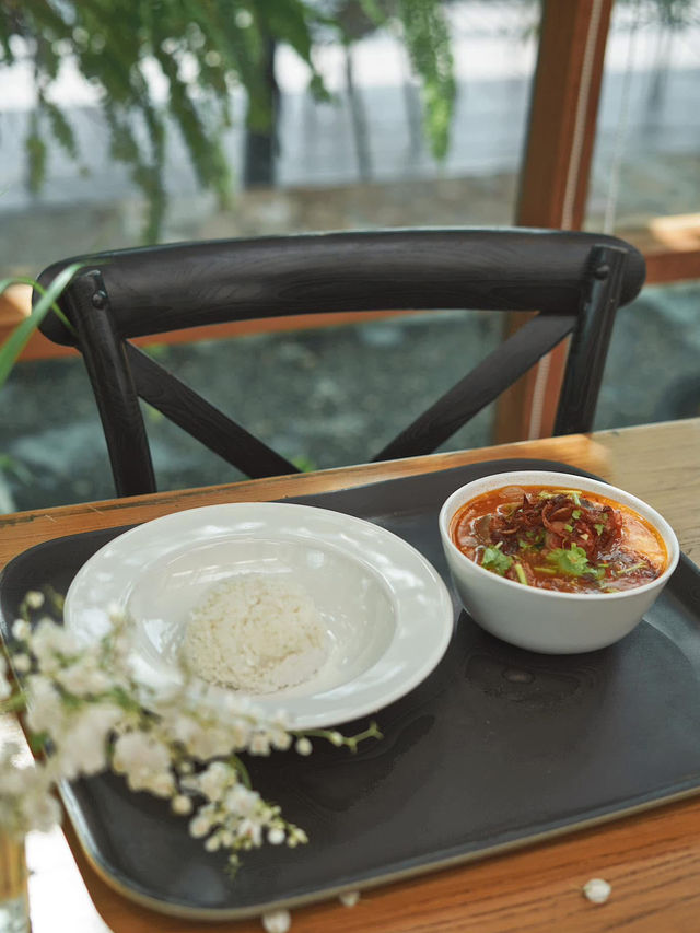☕✨ Ray River Cafe - คาเฟ่ริมแม่น้ำสุดชิล บรรยากาศดี