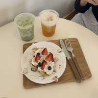 คาเฟ่บนเนินเขาสุดฮิตที่เขาใหญ่