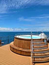 🌊 Experience Luxury at Sea with Azamara Cruises! 🚢✨