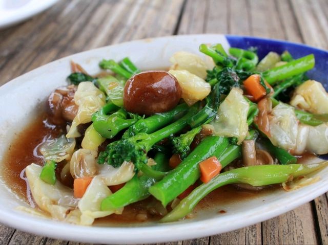 ร้านอาหารที่ ม่อนแจ่ม แคมปิ้ง รีสอร์ท 