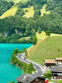 まるで絵画の中に迷い込んだような町｜スイス・ルンゲルン Lungern