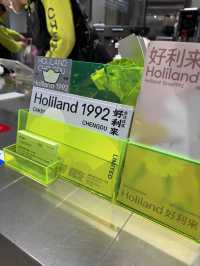 Holiland ร้านขนมสัญชาติจีน ที่อร่อยและคุ้มมาก
