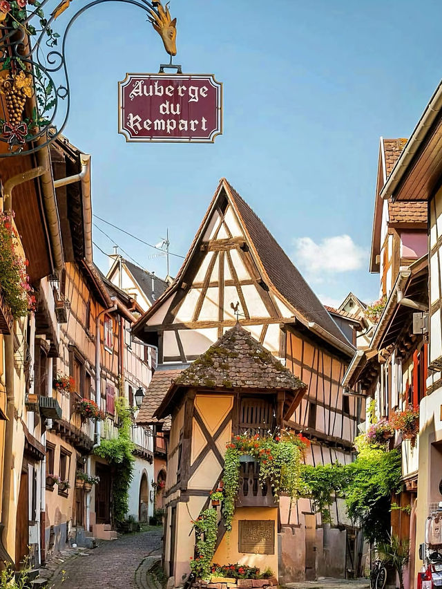 おとぎ話の中をお散歩するような村｜フランス・エギスハイム Eguisheim