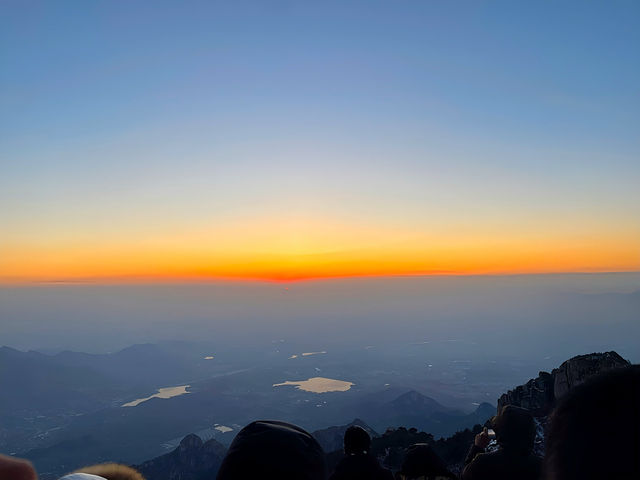 【世界遺産・泰山】日の出、日の入りは必見