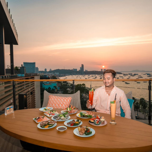 Hilton Pattaya โรงแรมฮิลตัน พัทยา 