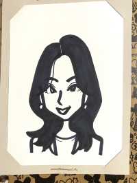 ソウル　マンウォン(望遠)市場近くの似顔絵屋さん　どんぐり似顔絵　도토리캐리커처 망원점