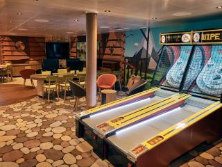 🌟 Grand Princess Cruise: Classic Elegance Meets Epic Adventures! 🚢🌊  