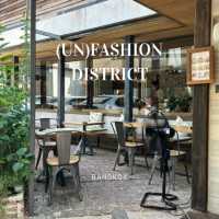 (un)FASHION District s39