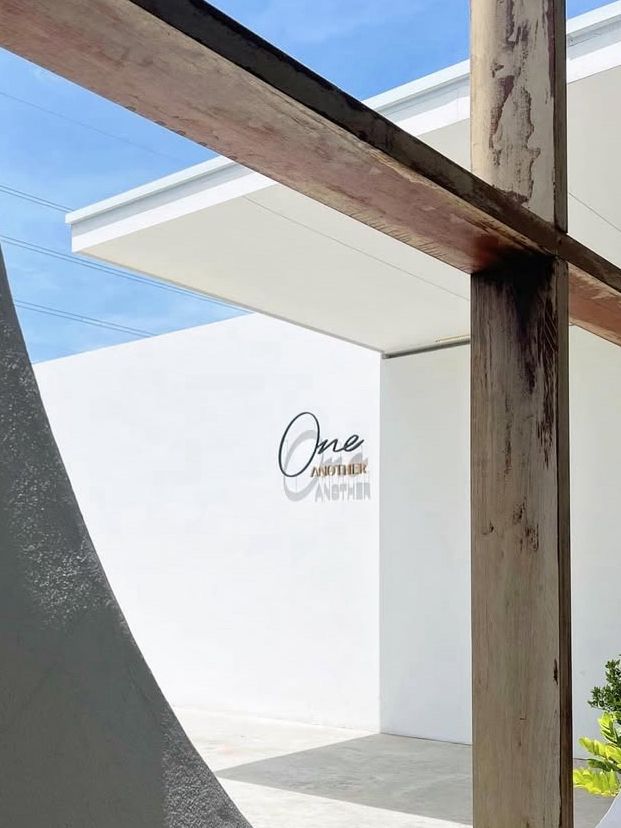 “One Another Cafe คาเฟ่สไตล์มินิมอล“ในบางปู