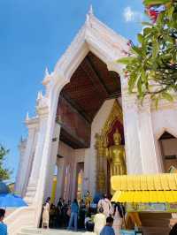 สายบุญต้องมา ไหว้พระ ชมความงาม “วัดพระปฐมเจดีย์” 