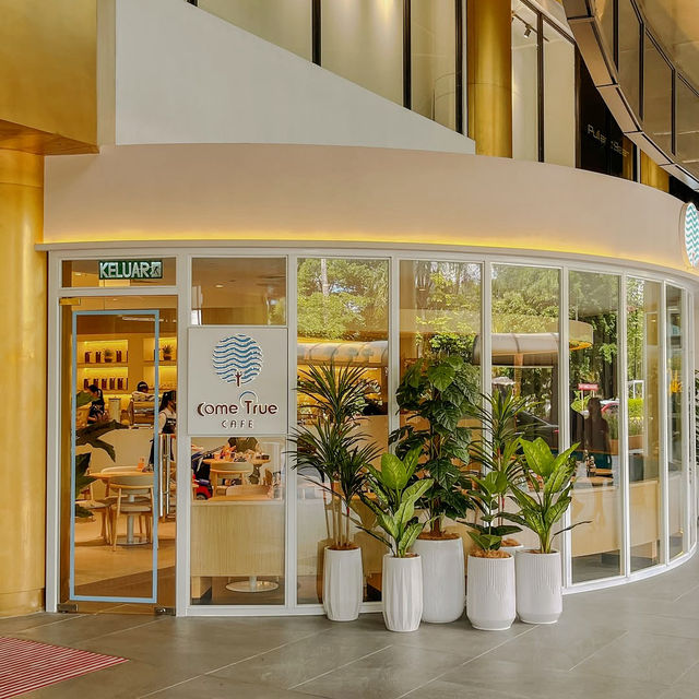 Dreamy Brews at Come True Cafe