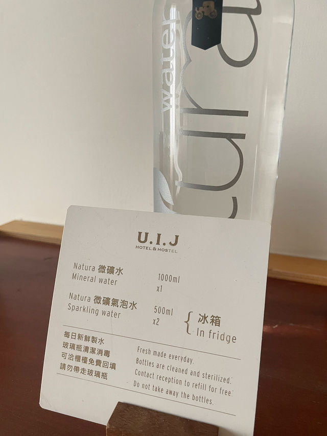 【台南住宿推薦】友愛街旅館｜Aesop備品、手沖咖啡、質感裝潢一次擁有，高品味旅人的理想選擇