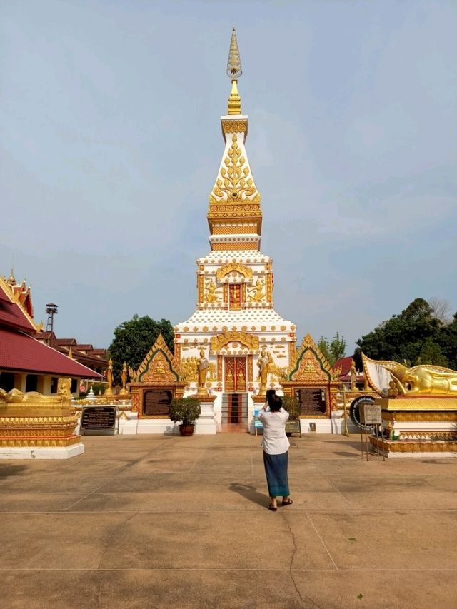 ไหว้ขอพรพระธาตุประจำวันเกิดวันอังคาร