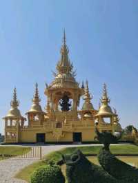 วัดสีขาวที่โดดเด่นคู่จังหวัดเชียงราย