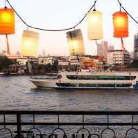 ดินเนอร์กลางสวนในค่ำคืนแสนอบอุ่น กับรสชาติไทย