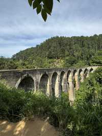 Discover the Charm of Nine Arches Bridge – Ella, Sri Lanka 