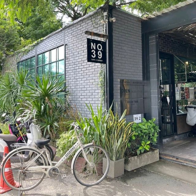 No.39 Cafe - คาเฟ่ที่มีบรรยากาศสุดผ่อนคลาย