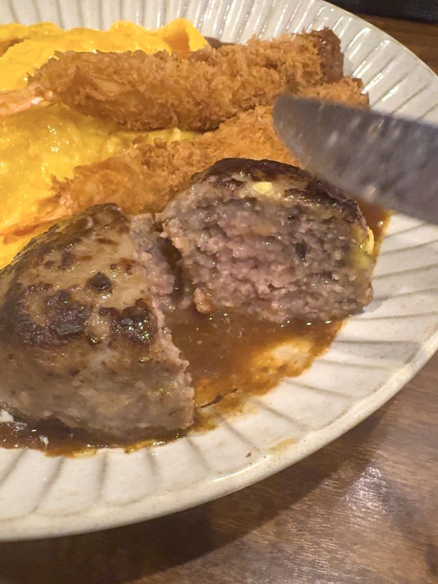 【北九州グルメ】ハンバーグが1番人気︎☺︎ふわとろオムライスが人気のカフェ