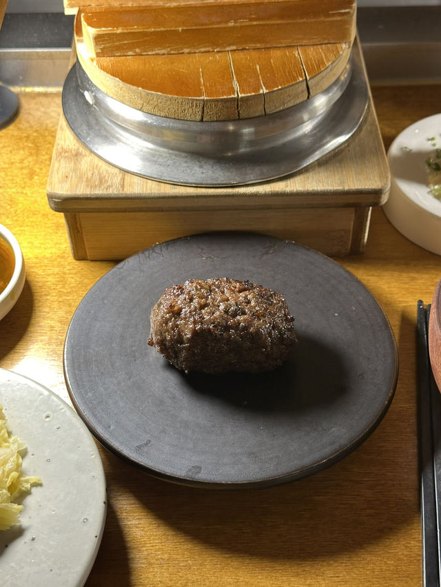 정갈하고 맛있는 한우 함박스테이크가 맛있는 ✨익선동 맛집 실내데이트 🧡