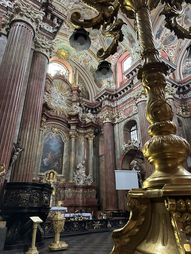 A Free Sanctuary: My Quiet Moments in Poznań’s Basilica