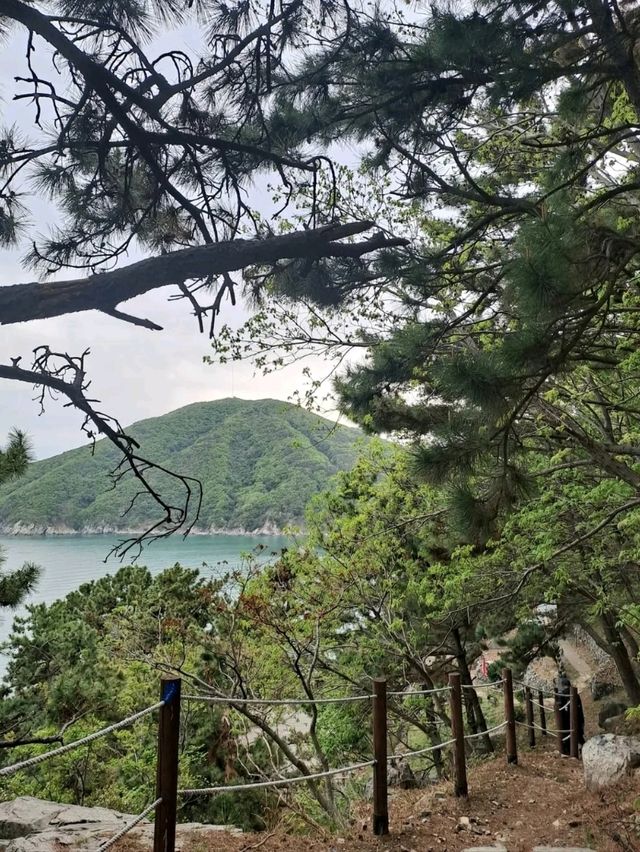 Gadeokdo Yeondae Peak