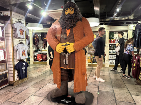 Hamleys（ハムレーズ）｜1760年創業！世界最古のおもちゃ屋でワクワク