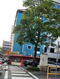 A Flavorful & Artistic Escape – Gaya Street, Kota Kinabalu on a Budget