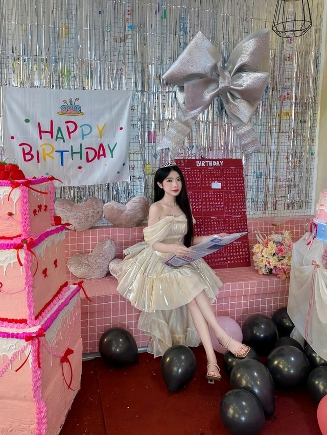 Check in concept sinh nhật đầy màu sắc mới toanh tại Tân Phú 🎂🎂🎂