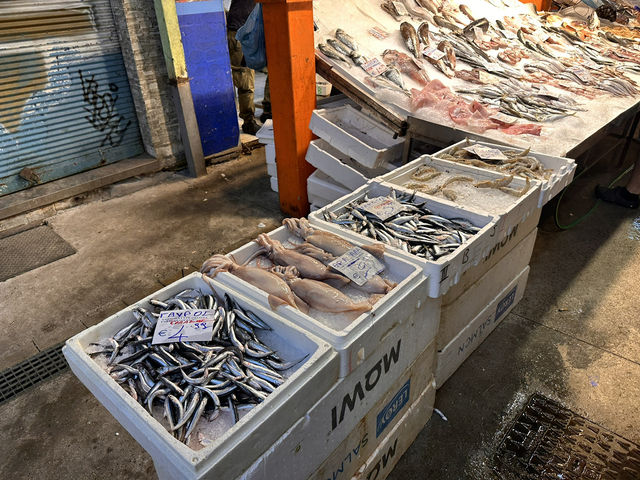 【Kapani Market（カパニ・マーケット）｜地元の暮らしが息づく、テッサロニキ最古の市場】
